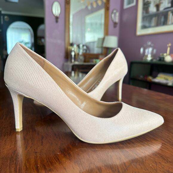 Calvin Klein Kamara Sz 9 Nude Peach Blush Snakeprint Pumps Heels - Picture 1 of 9